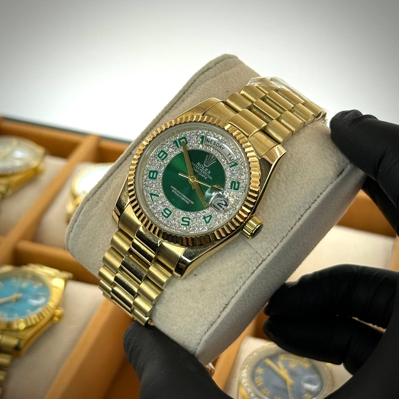 Rolex Day-Date – Green Diamond Dial / Full Gold Presidential (Women)