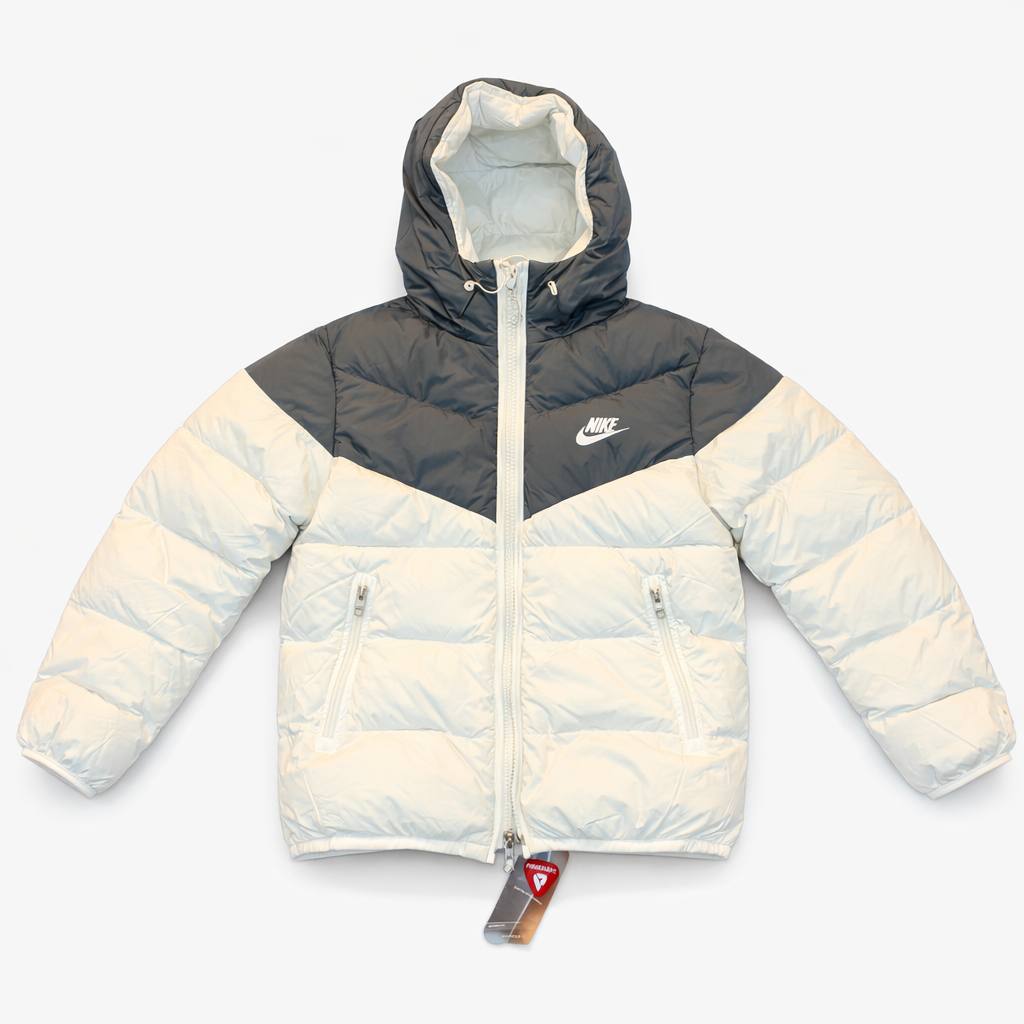 Nike Sportswear Puffer Jacket – White / Grey