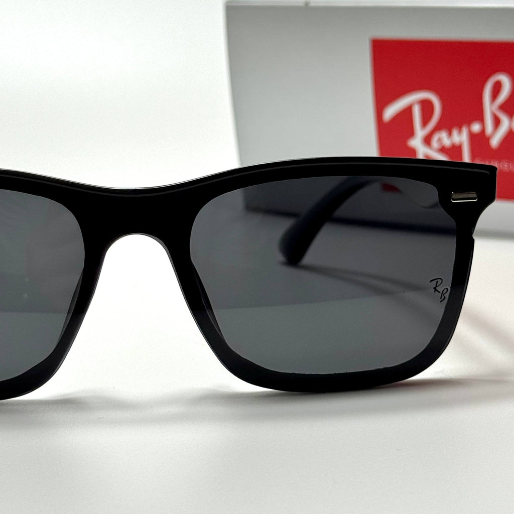 Ray-Ban Square RB4421D – Black Grey