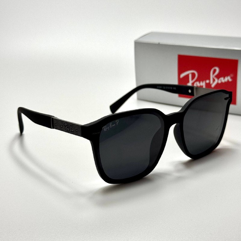 Ray-Ban Round RB3765 – Black