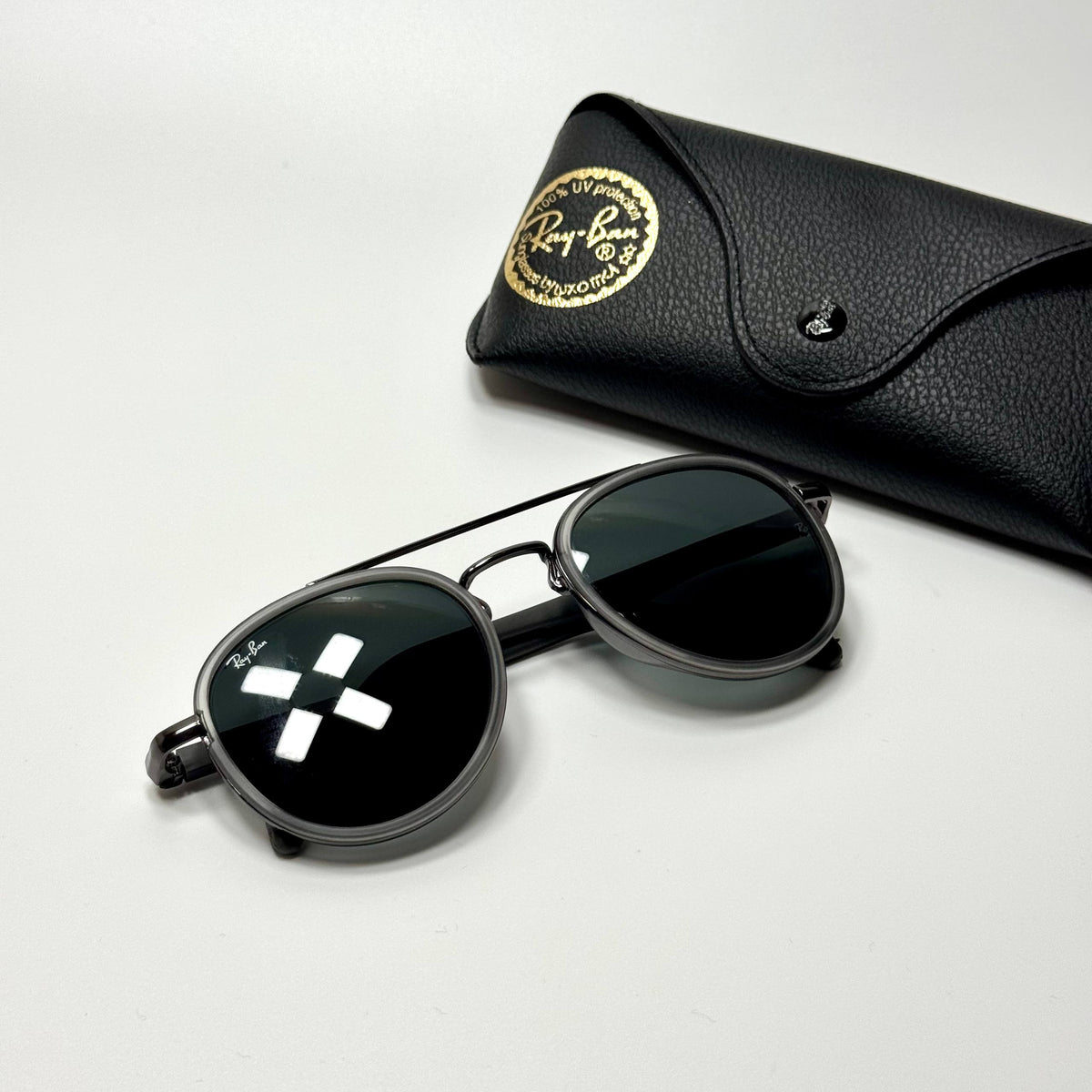 Ray-Ban Round Aviator RB3857 – Grey Black