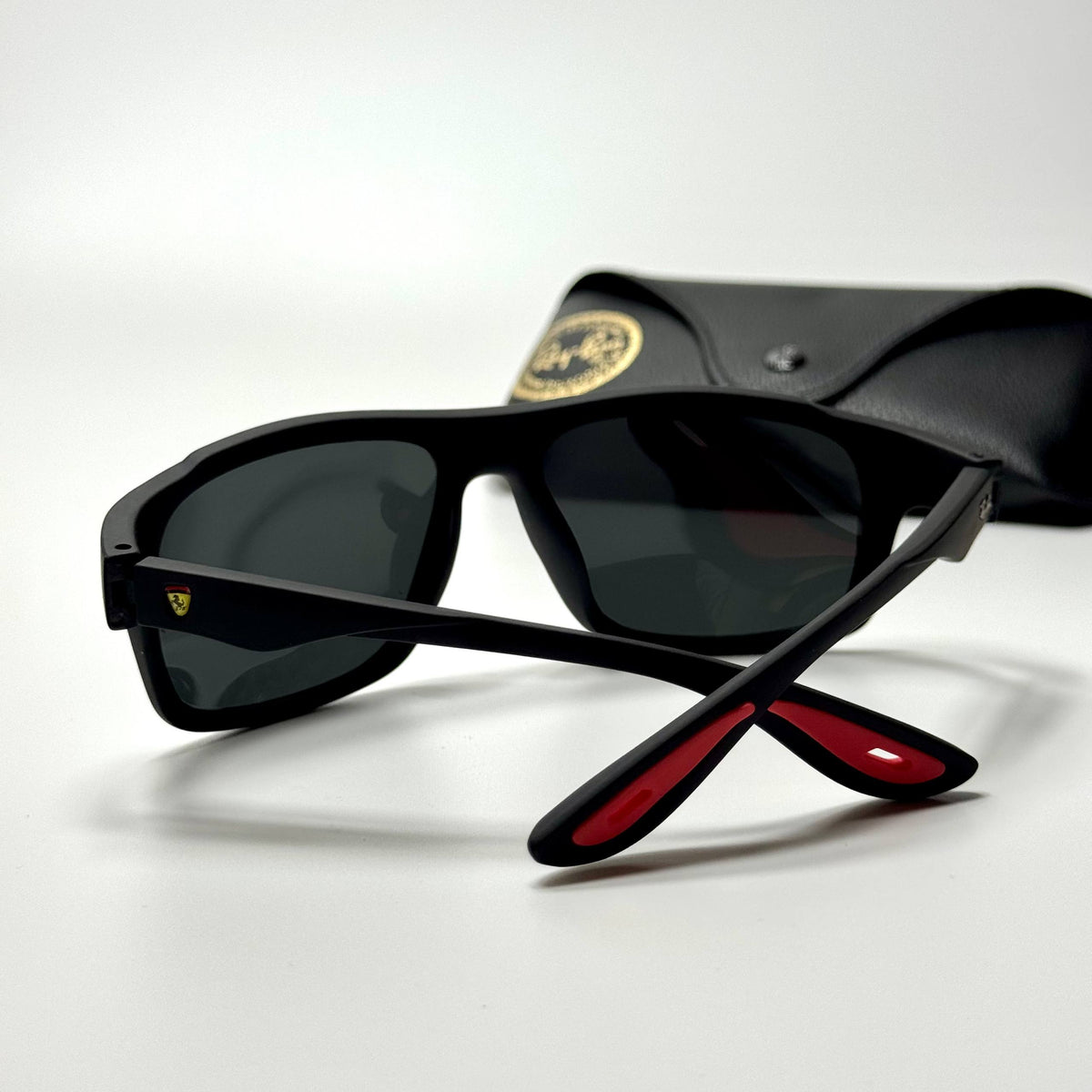 Ray-Ban Ferarri Wraparound RB4462 – Black