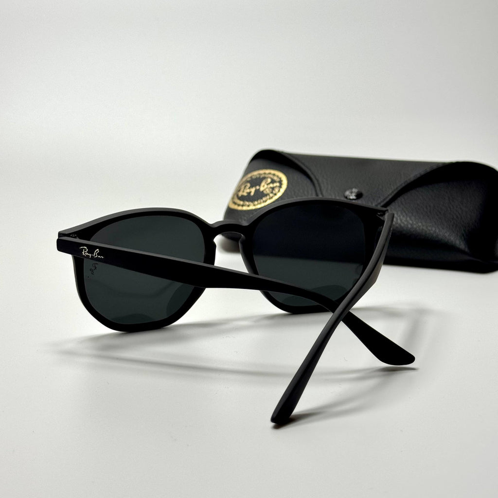 Ray-Ban Round RB4417 – Black