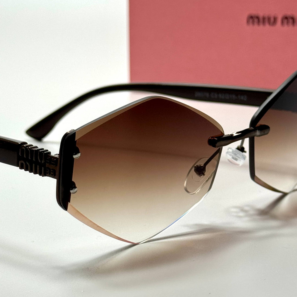 Miu Miu Geometric Rimless SMU18Z – Black Brown Gradient