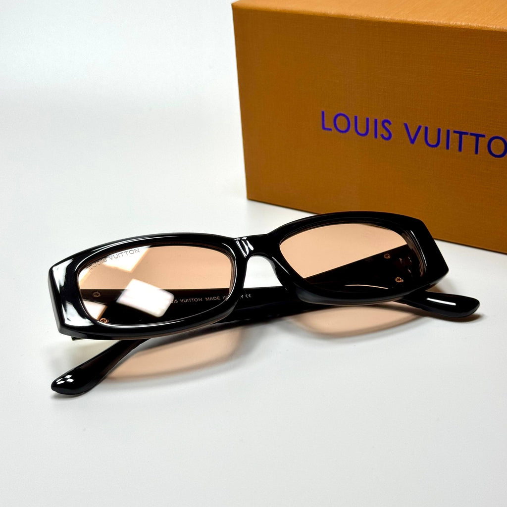 Louis Vuitton Rectangle Z2056U – Black Peach