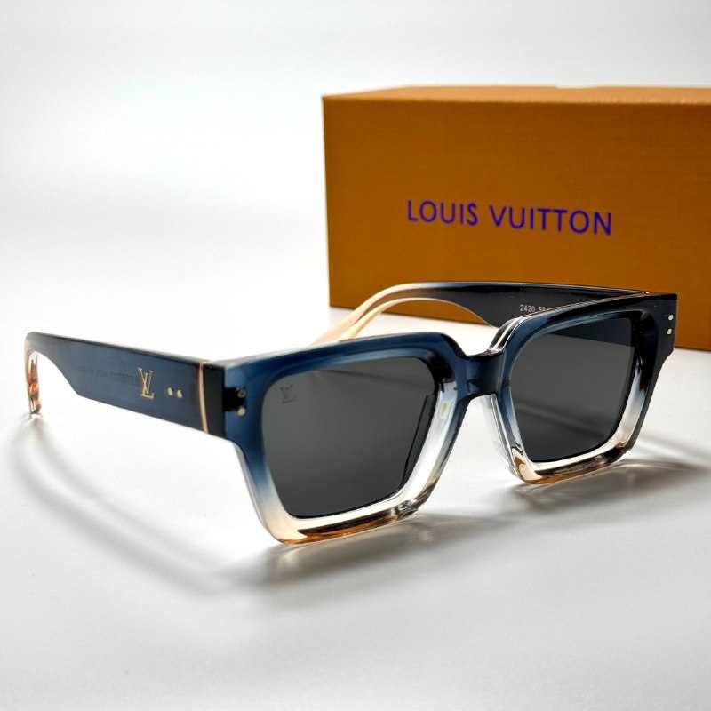 Louis Vuitton Rectangle Z2482U – Blue Crystal