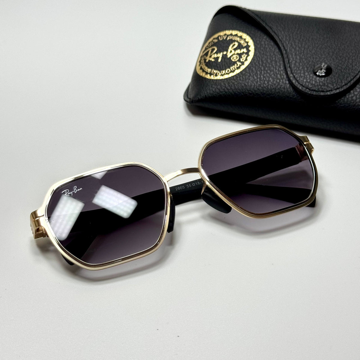 Ray-Ban Geometric RB3726 – Gold Grey