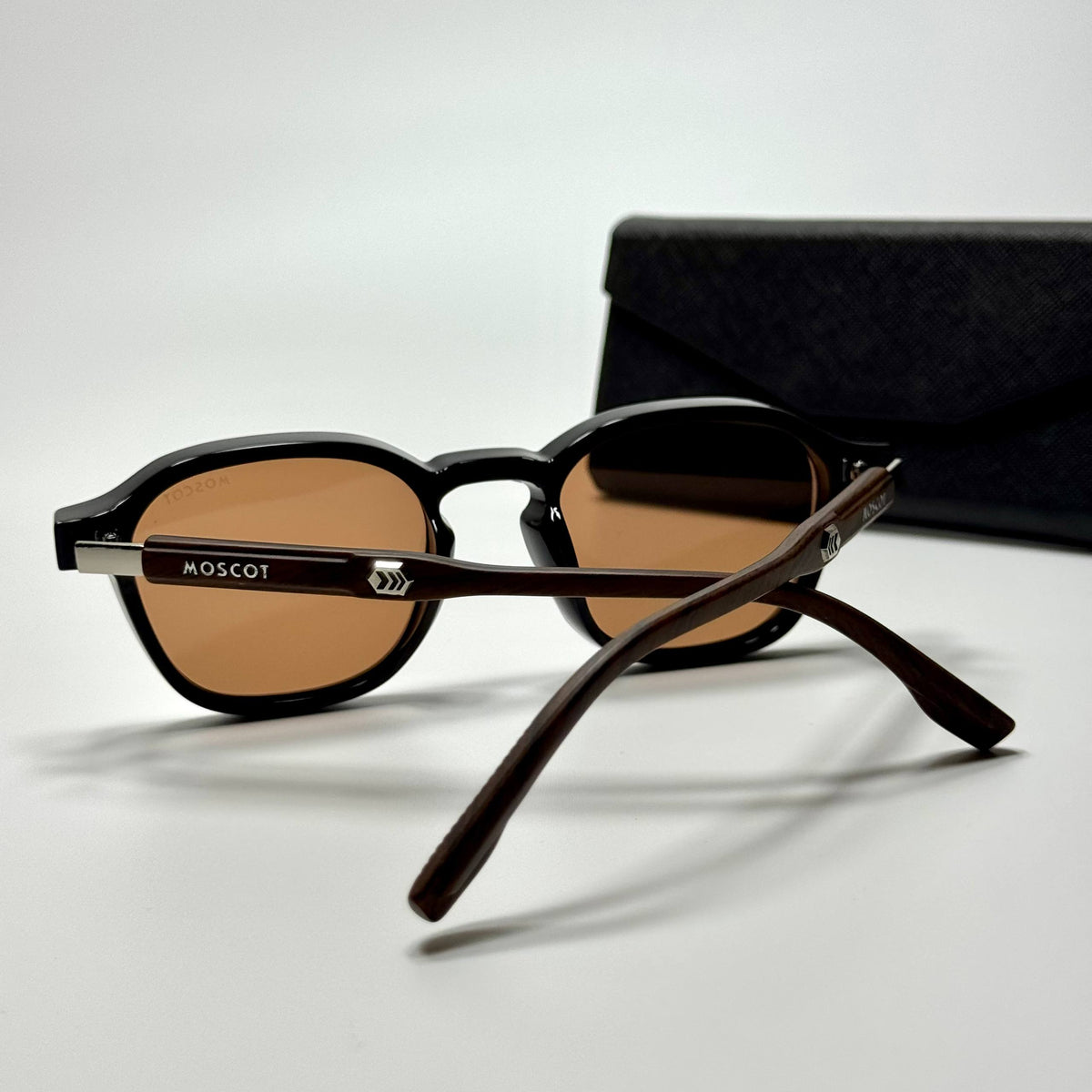 Moscot Lemtosh MTT-9421 – Black Brown