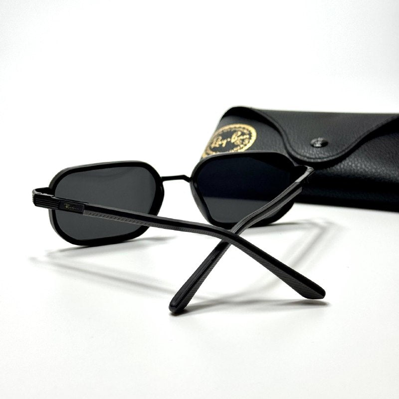 Ray-Ban Rectangular RB7194 – Black