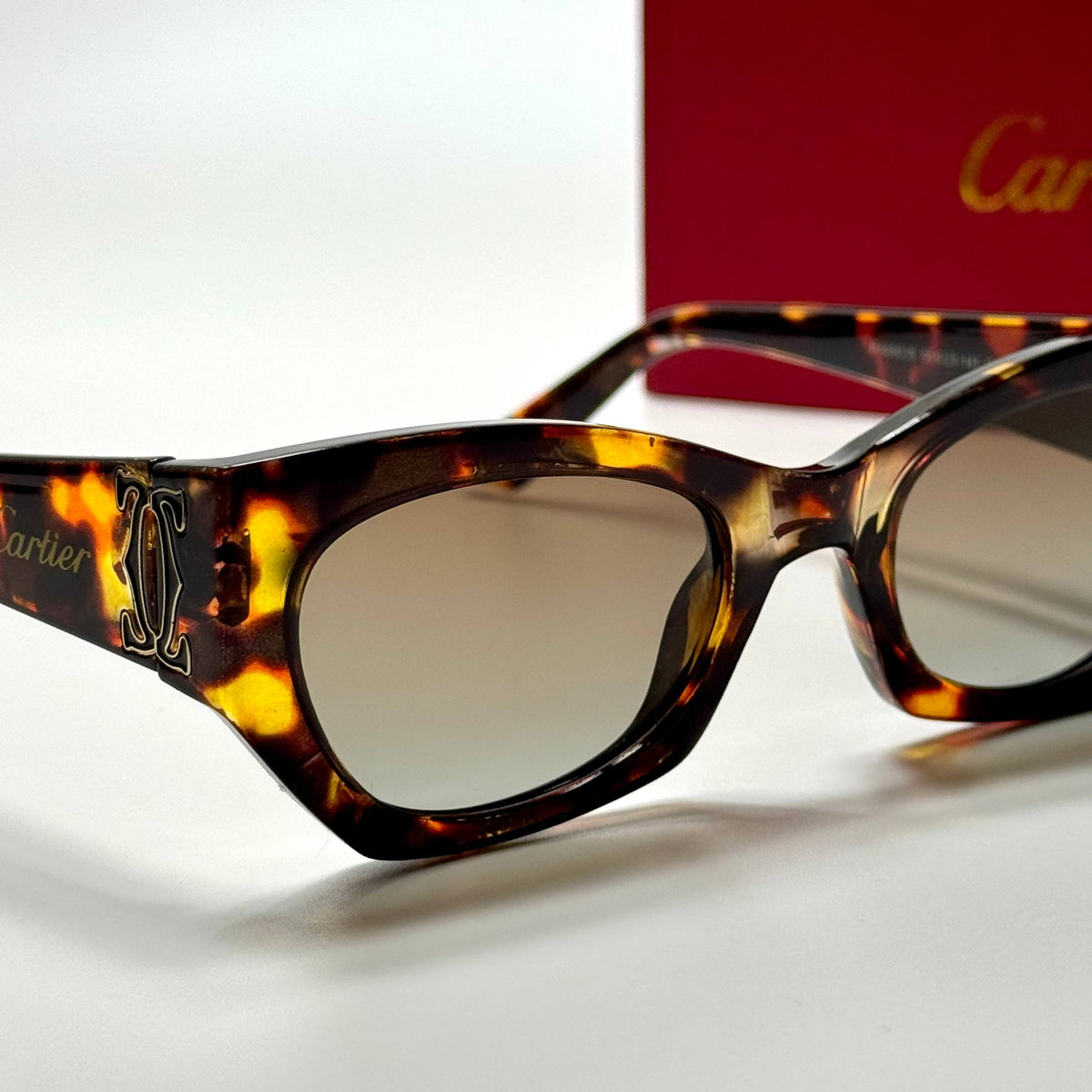 Cartier Cat-Eye CT0425S – Crystal Brown
