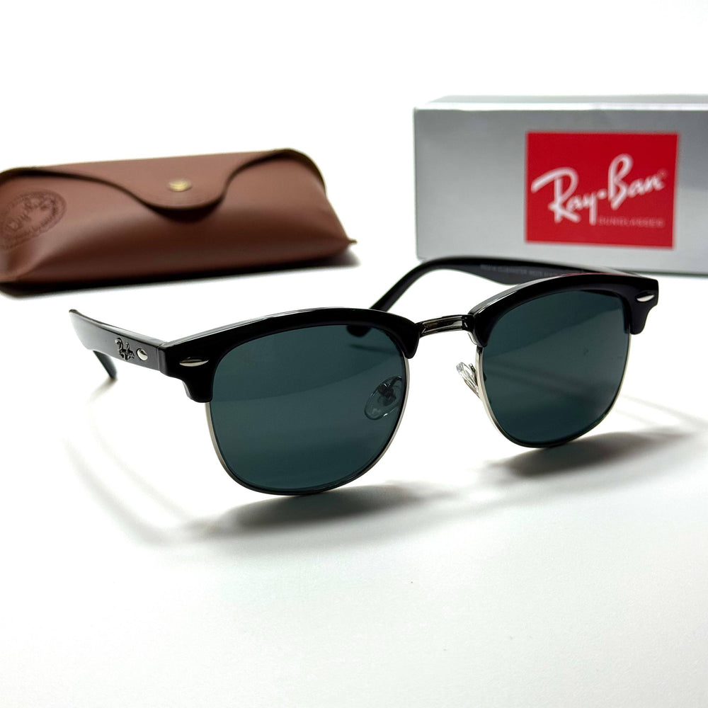 Ray-Ban Clubmaster RB3016 – Black