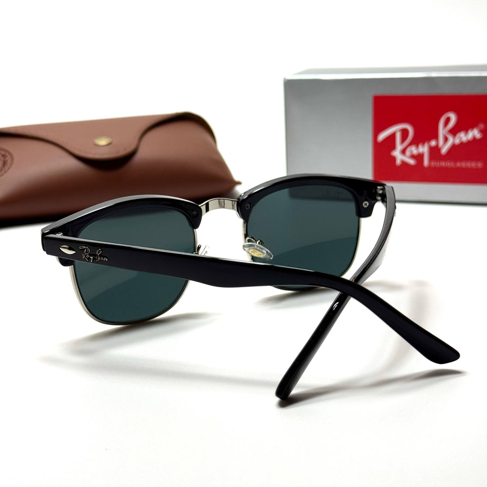 Ray-Ban Clubmaster RB3016 – Black