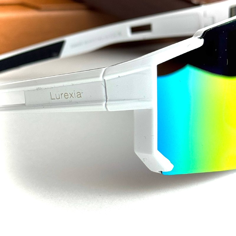 Lurexia Prism Blade – Rainbow Shield