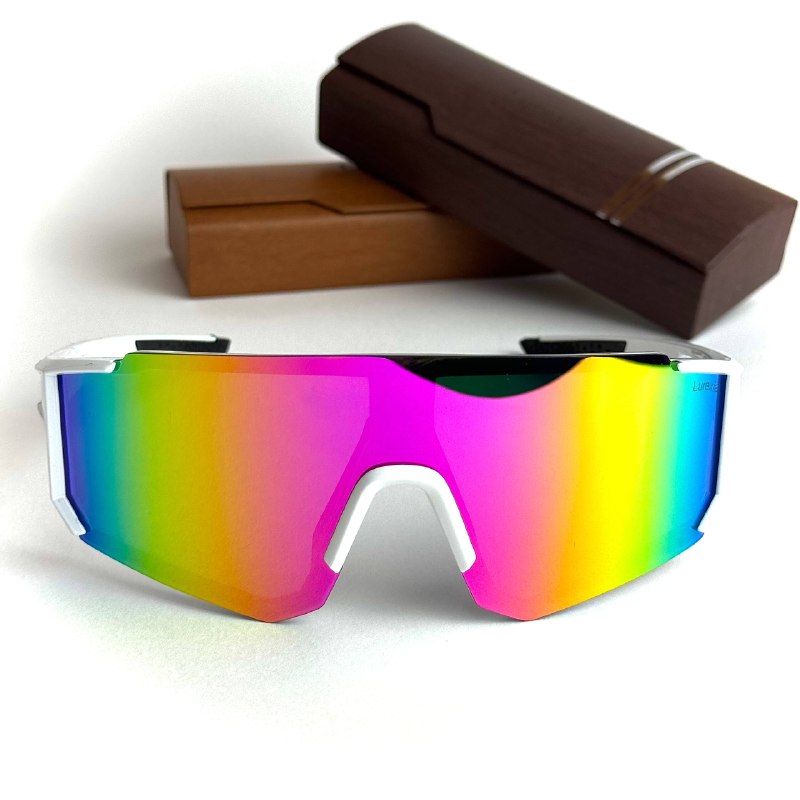 Lurexia Prism Blade – Rainbow Shield