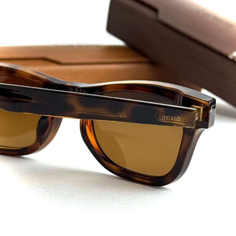 Lurexia Core – Brown Smoke