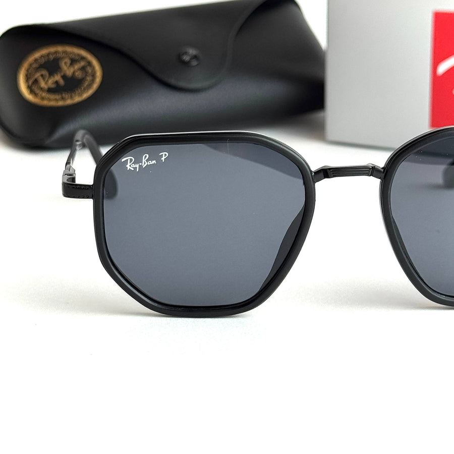 Ray-Ban RB1972 – Black