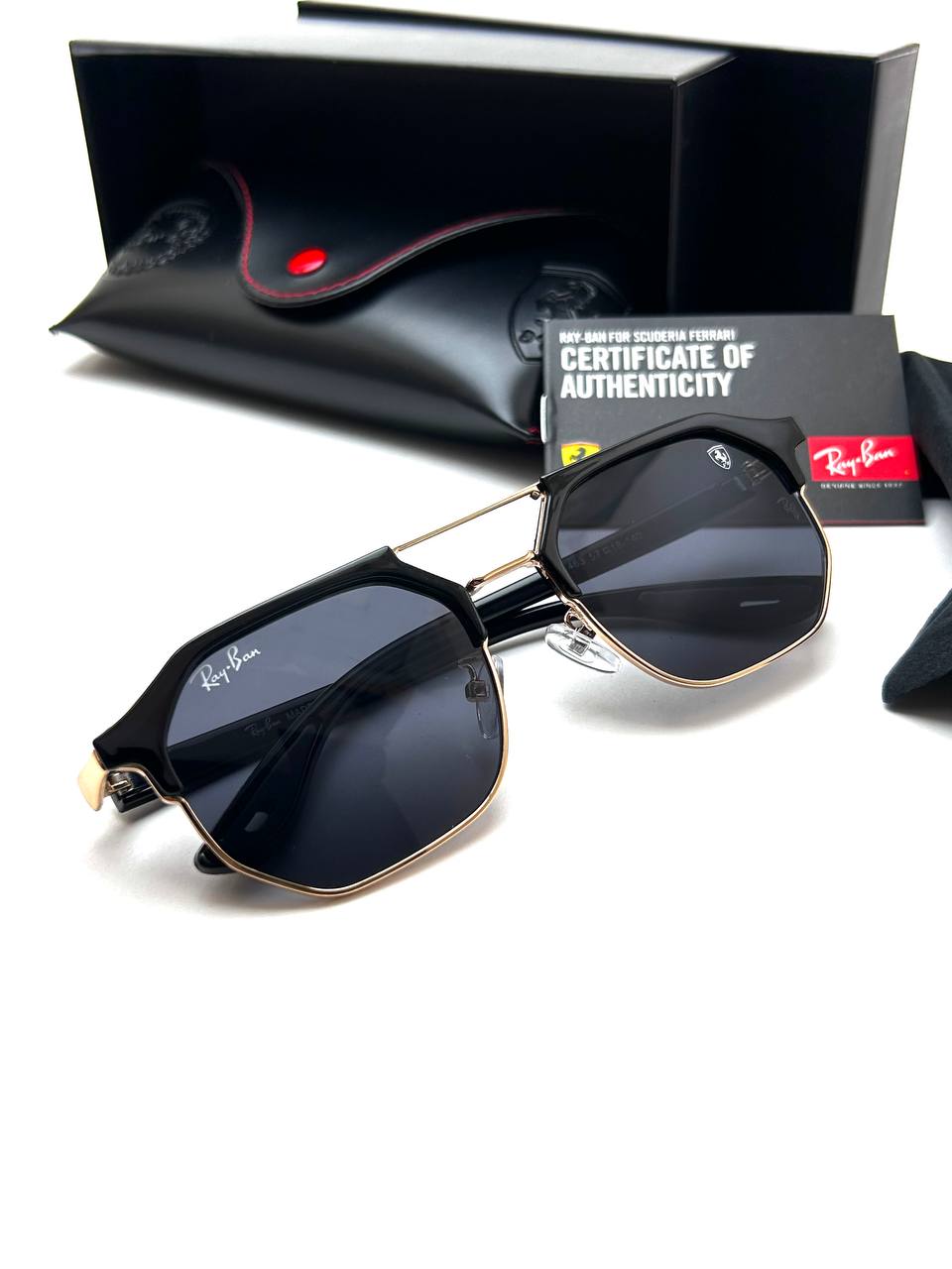 Ray-Ban RB3726M Scuderia Ferrari - Gold Black