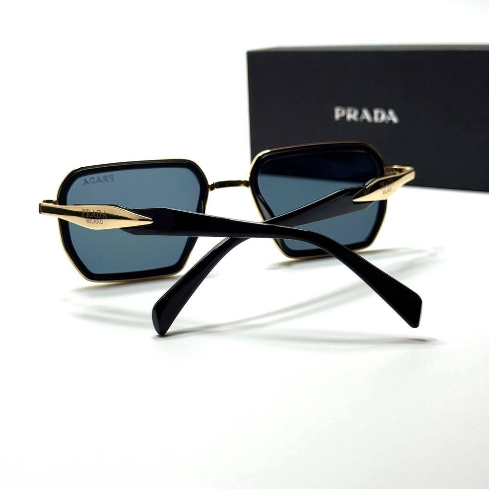 Prada PR48 – Gold Black