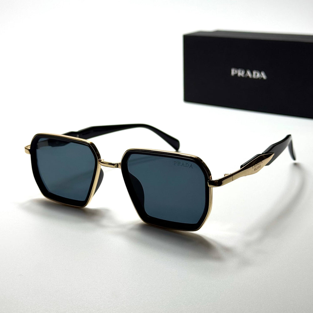 Prada PR48 – Gold Black