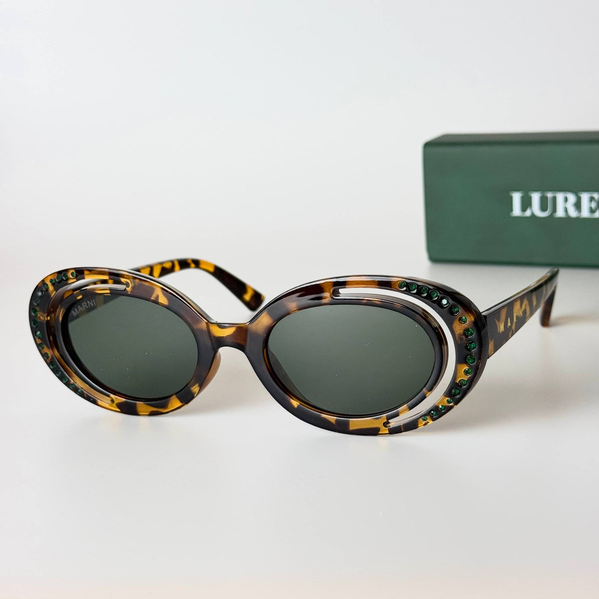 Marni Oval MN-6845 – Tortoise Green
