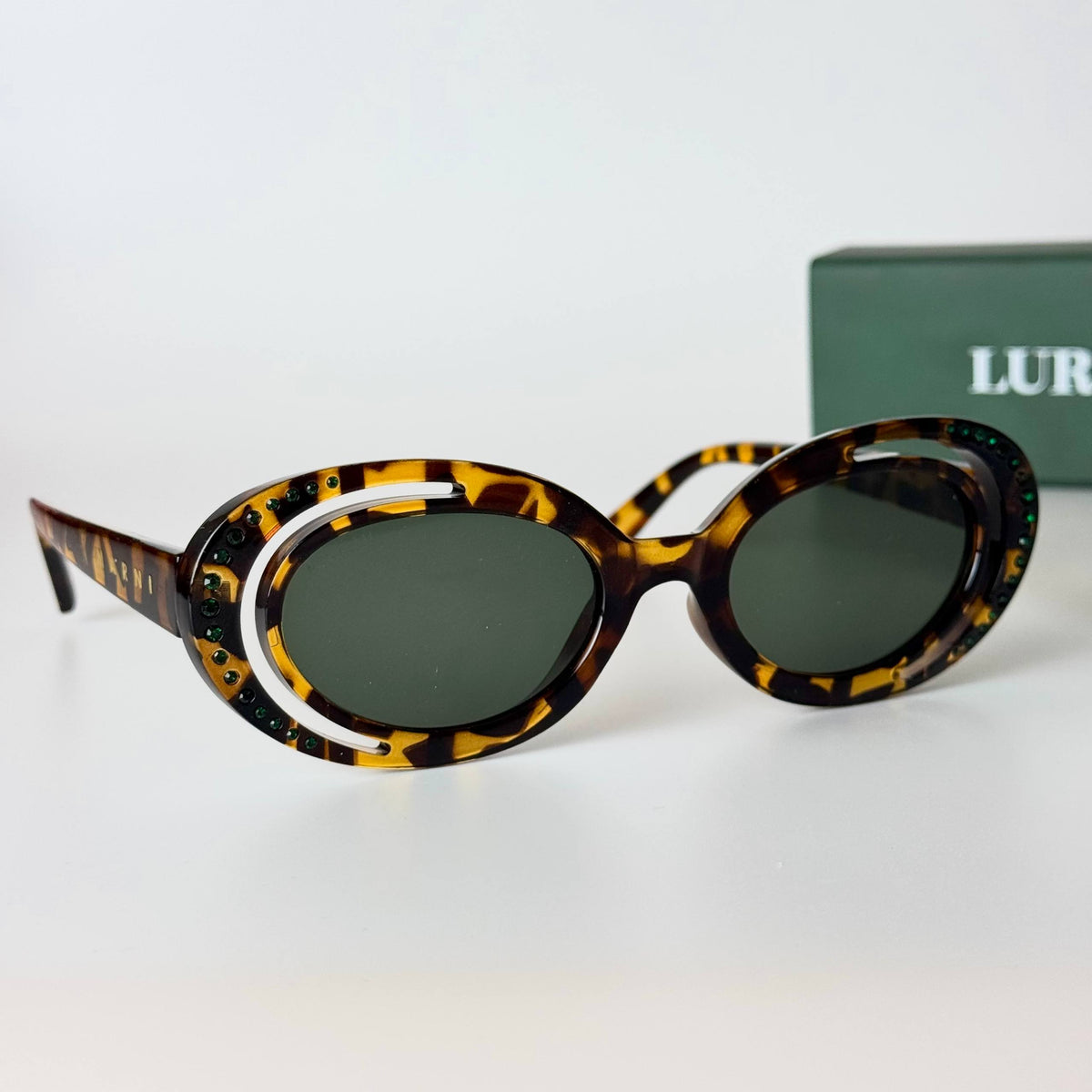 Marni Oval MN-6845 – Tortoise Green