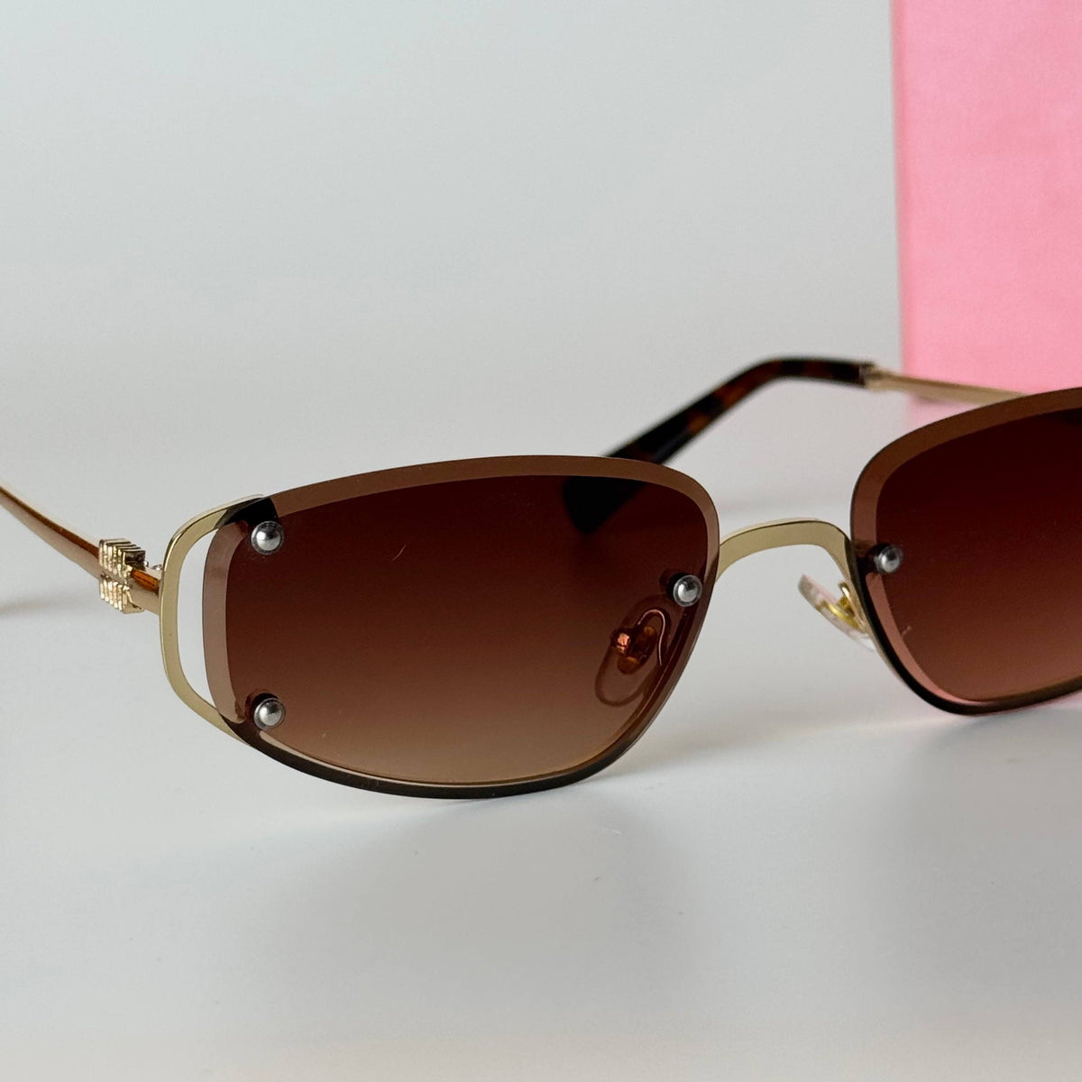 Miu Miu Geometric – Gold Brown Gradient