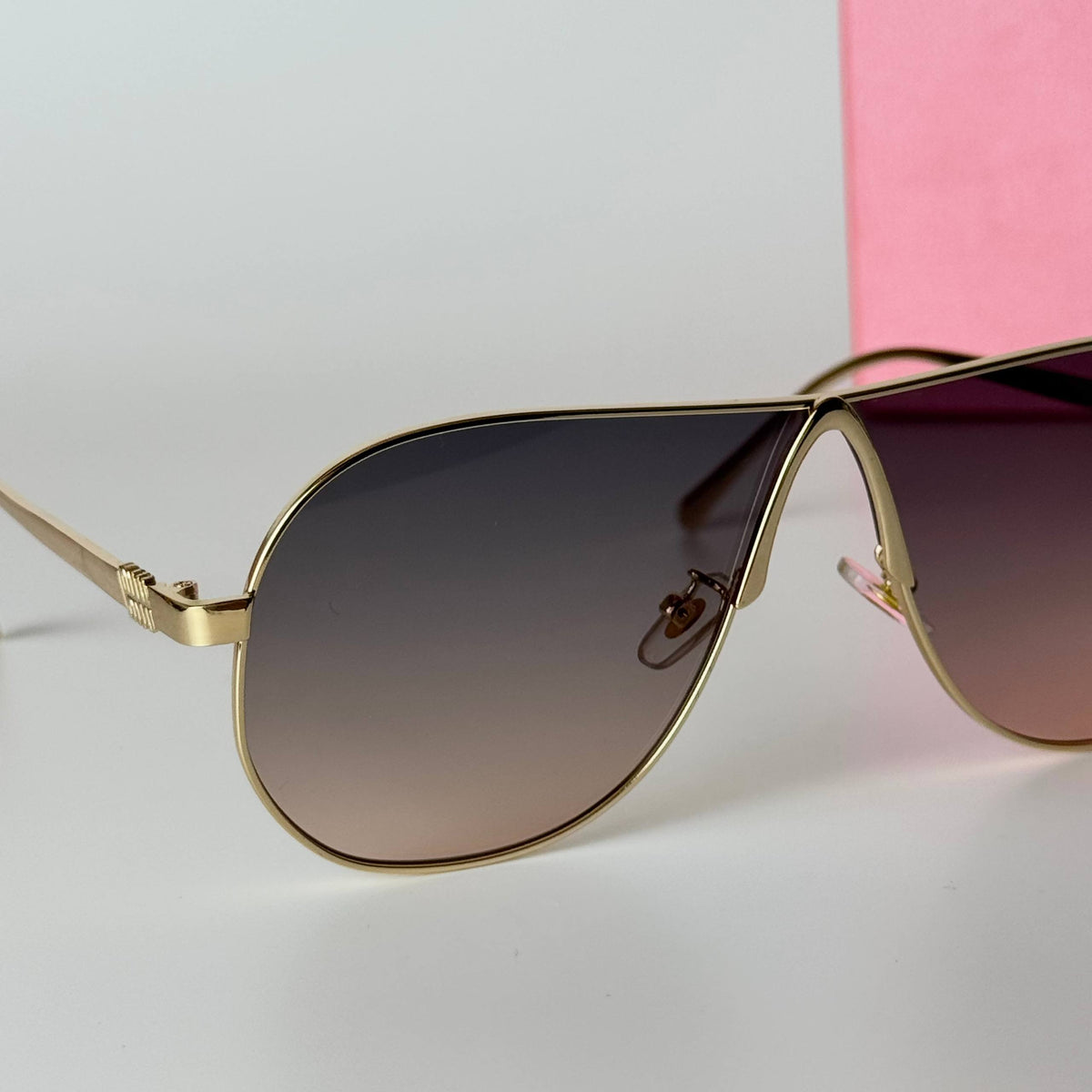 Miu Miu Aviator SMU64Z