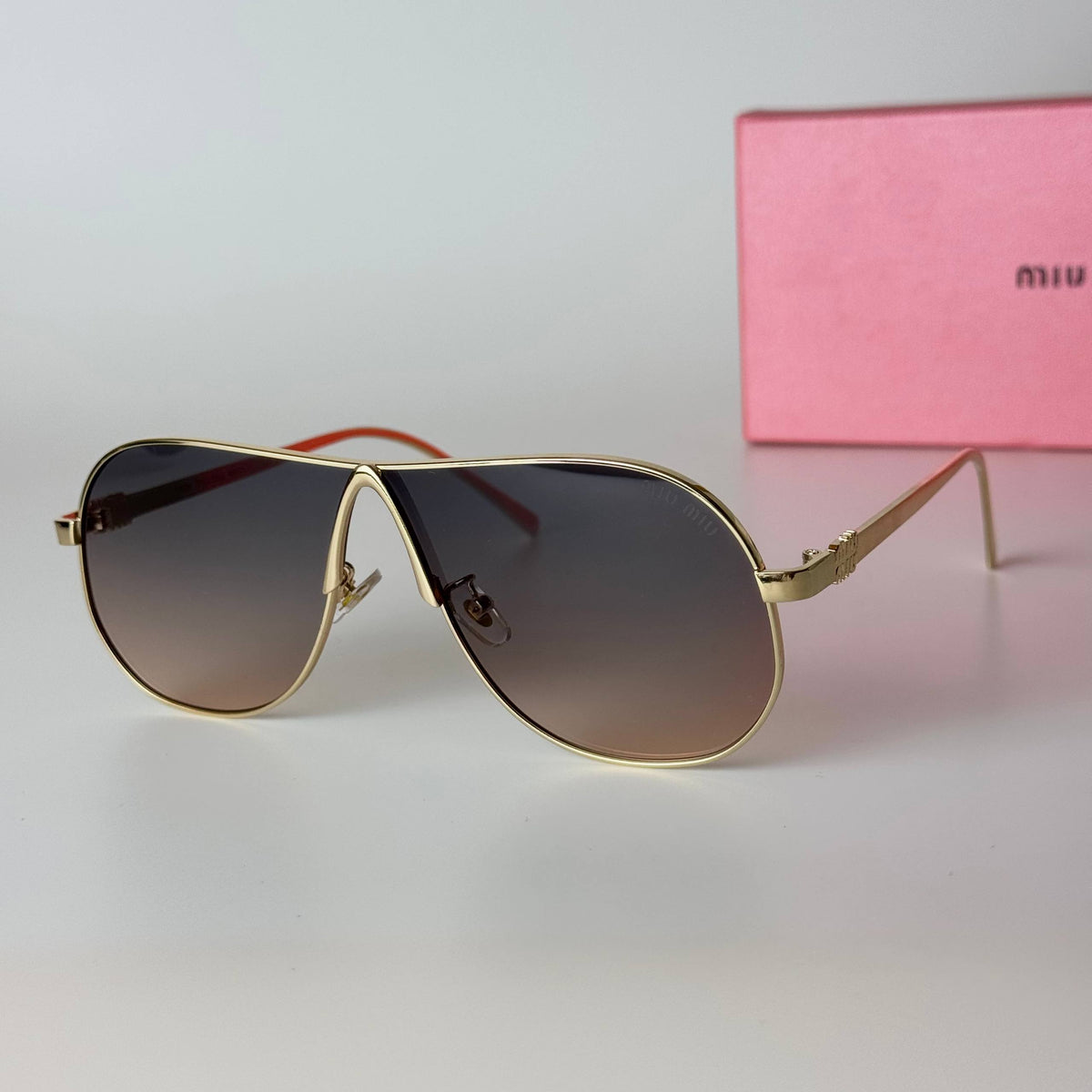 Miu Miu Aviator SMU64Z