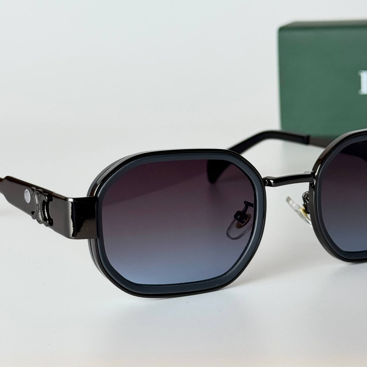Celine Triomphe CL6842 - Black Grey Gradient