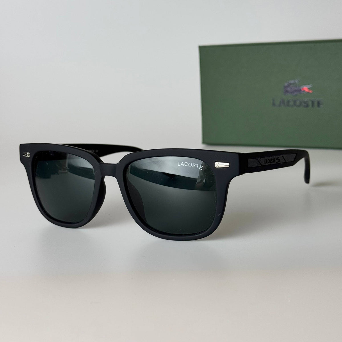 Lacoste LC5936 Square - Matte Black