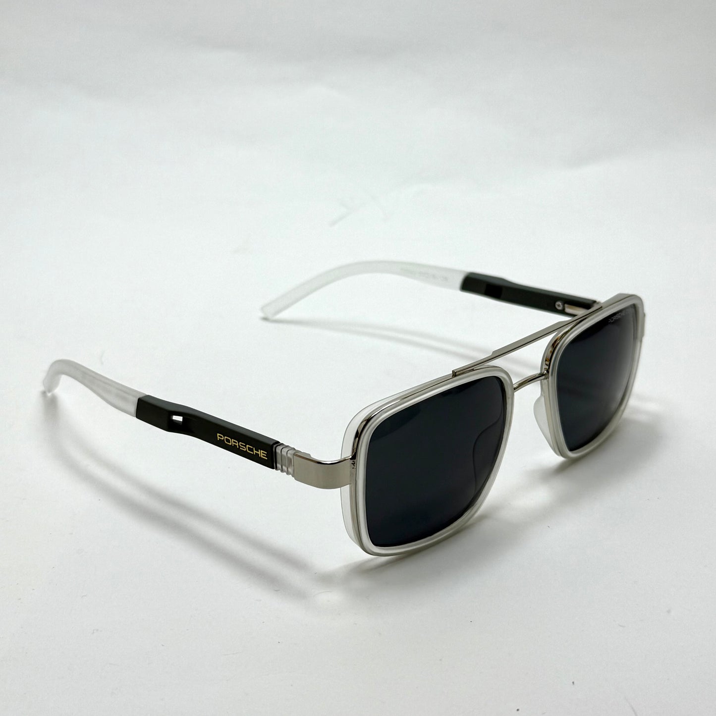 Porsche Design P’8928 – Silver Black