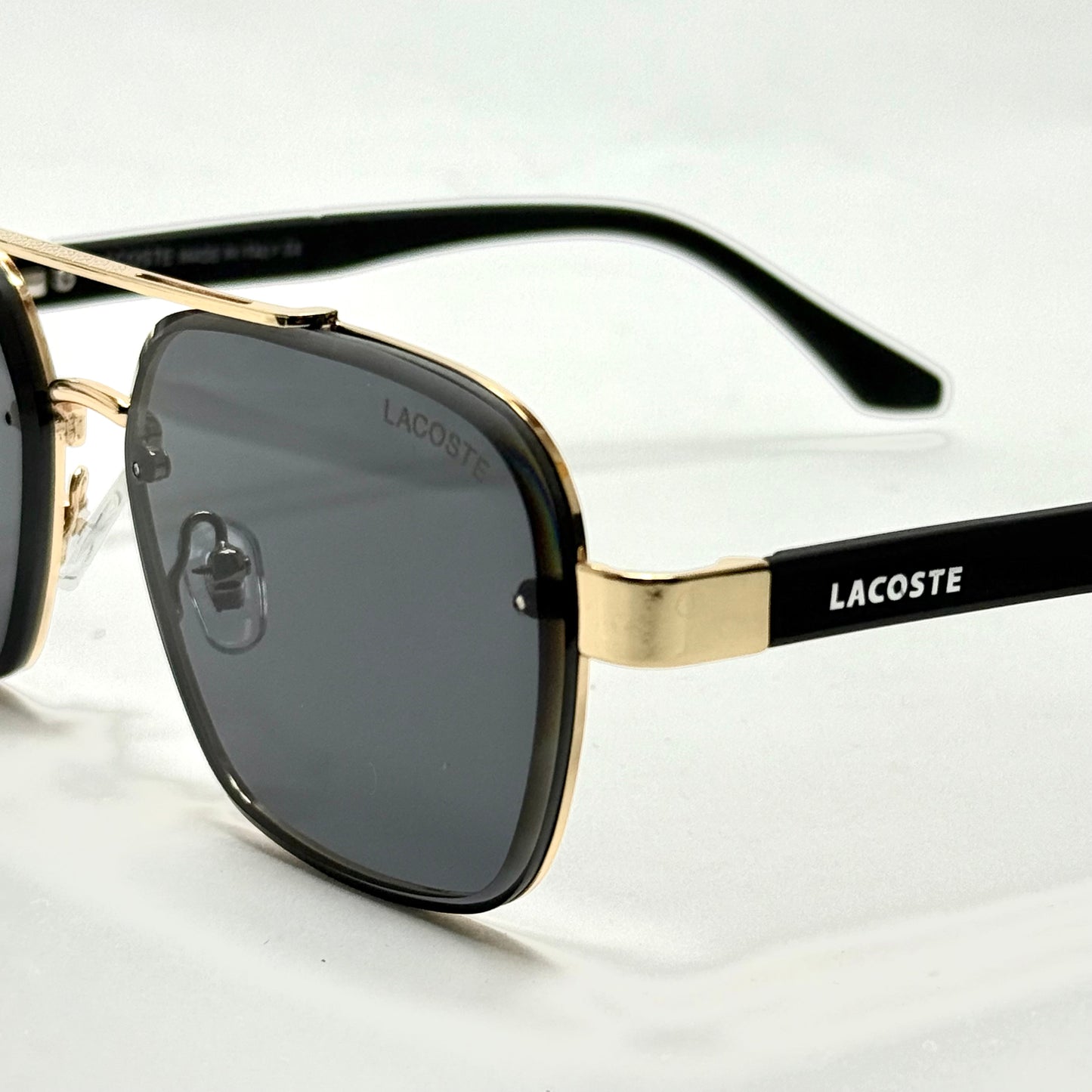 Lacoste L231S – Gold Black