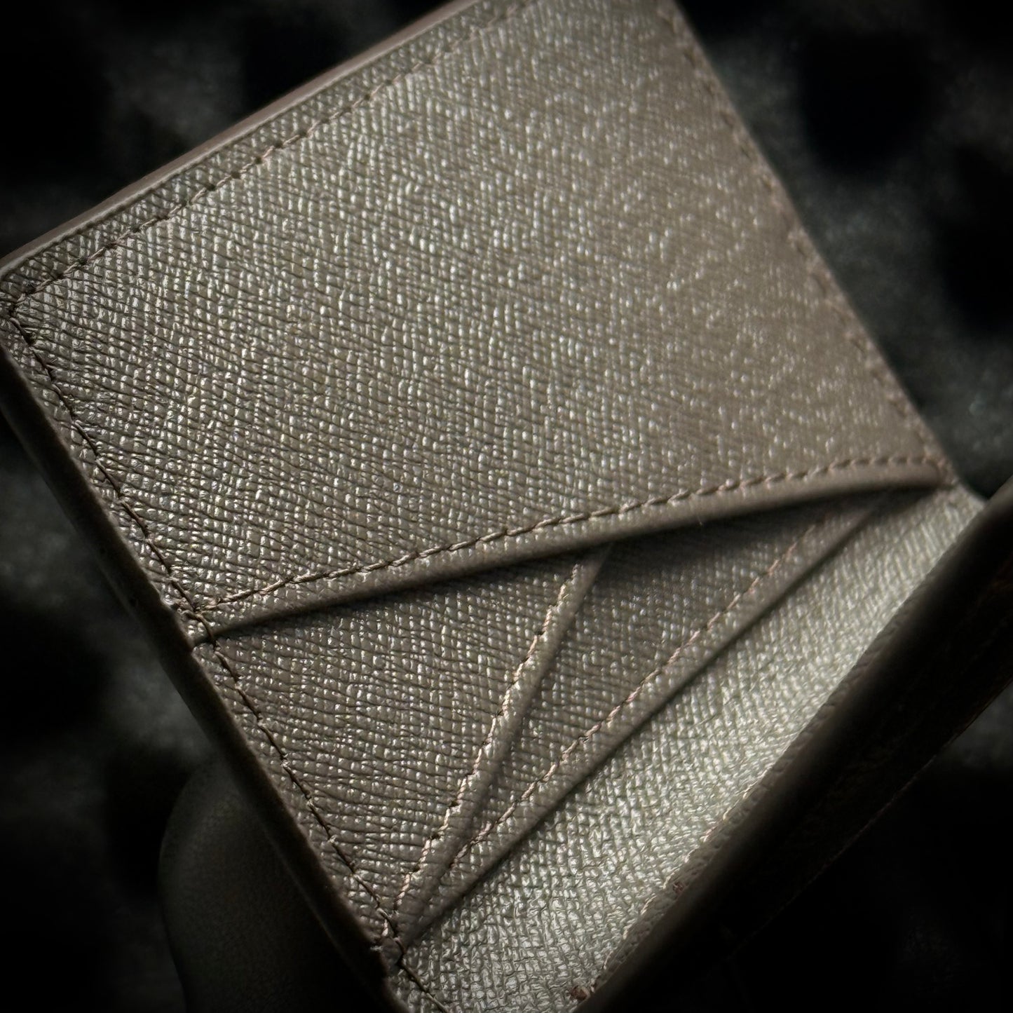 Louis Vuitton Damier Vertical Wallet – Brown