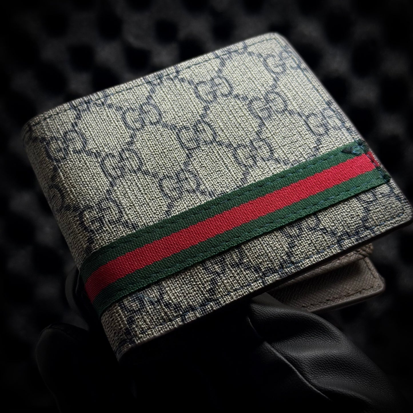 GG Stripe Wallet - Grey