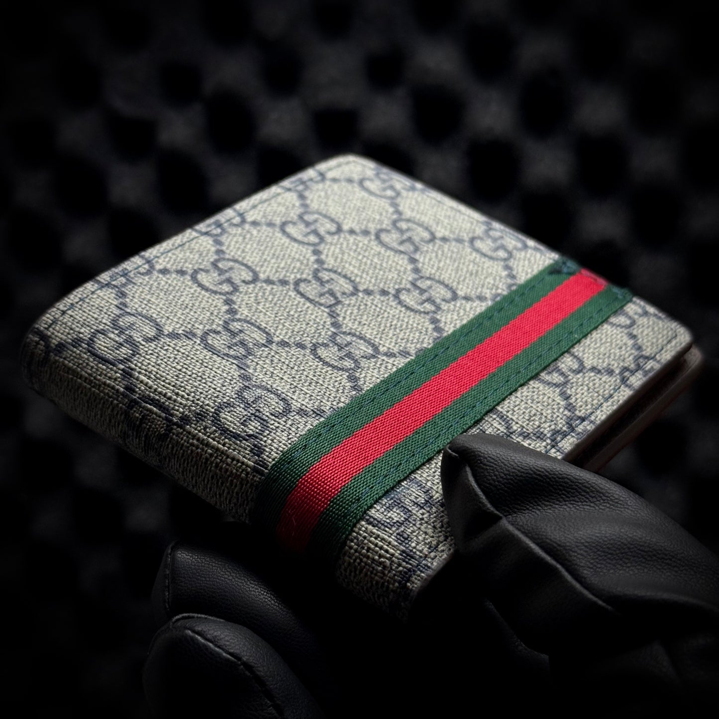 GG Stripe Wallet - Grey